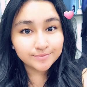 Meet your Posher, Priscilla